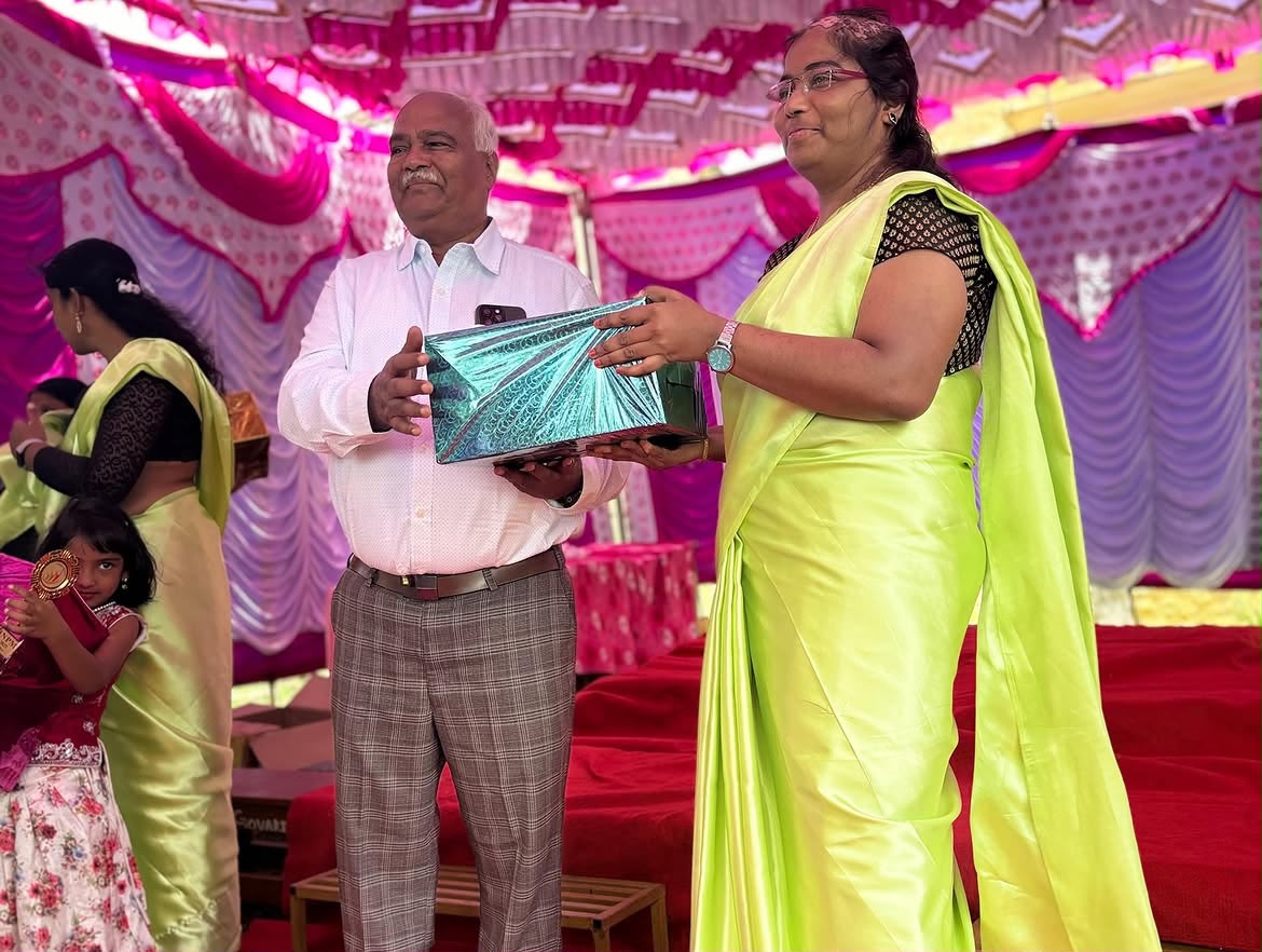 GIFTS TO ENCOURAGE UNDER POVERTY photo 4