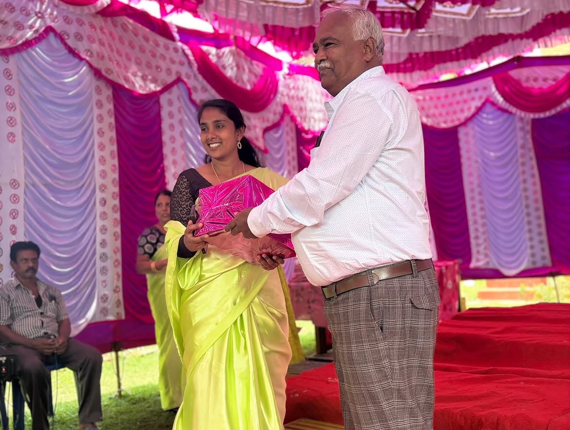 GIFTS TO ENCOURAGE UNDER POVERTY photo 2