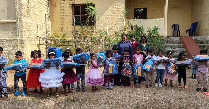 GIFTS TO ENCOURAGE UNDER POVERTY photo 20
